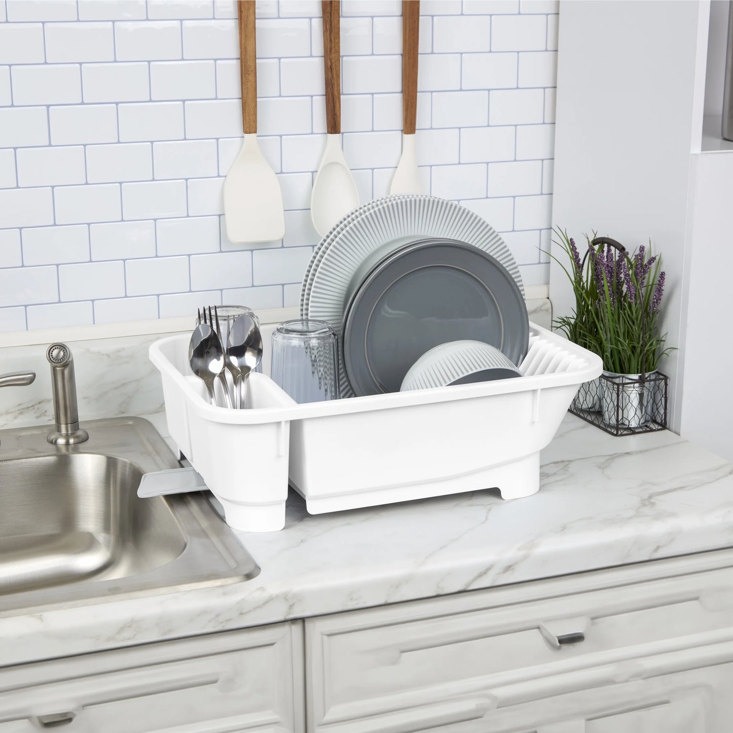 Sink Set, Space-Efficient, Self-Draining with Retractable Spout, White