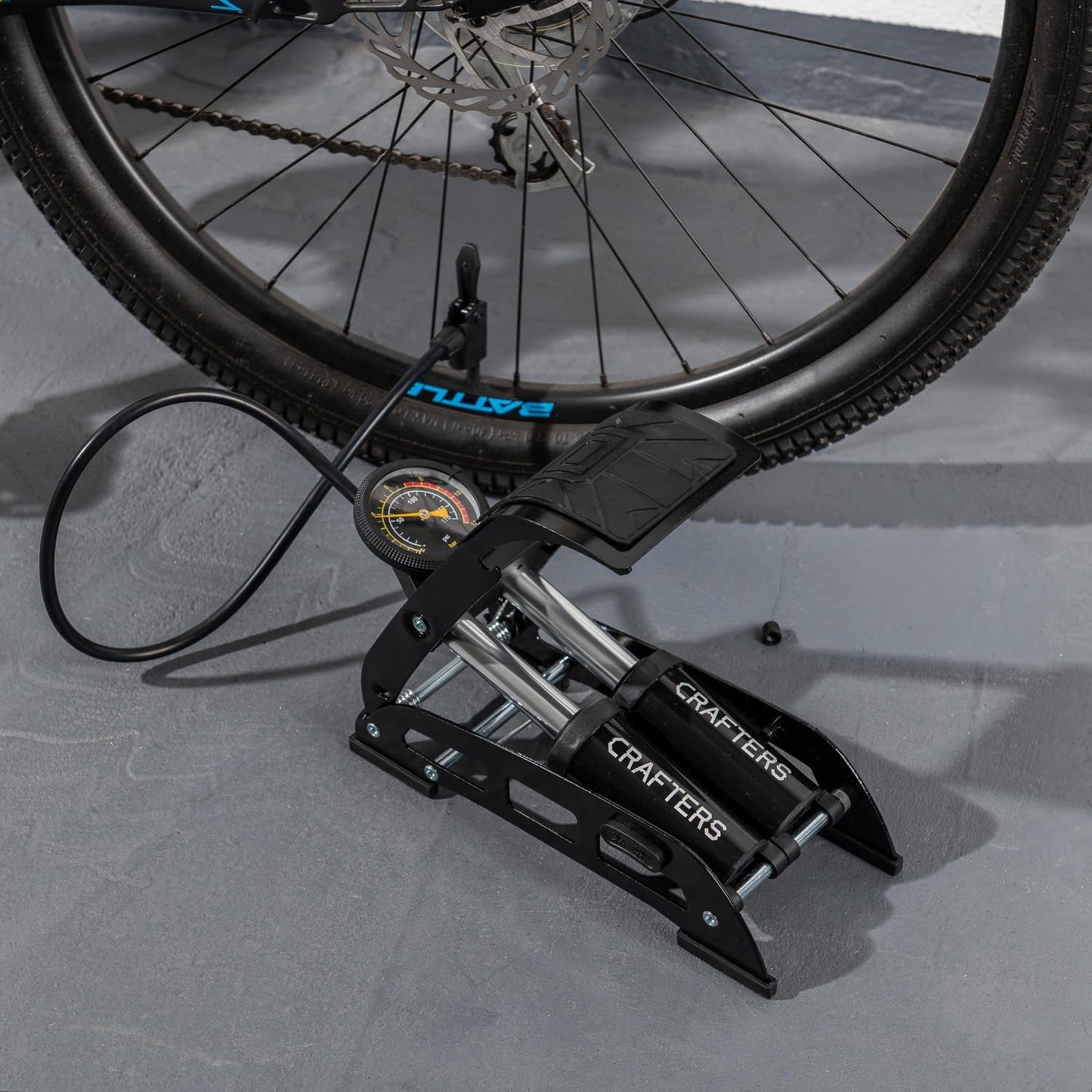 Multipurpose Foot Pump β Compact 160 PSI Floor Pump with Gauge, Presta & Schrader Valves