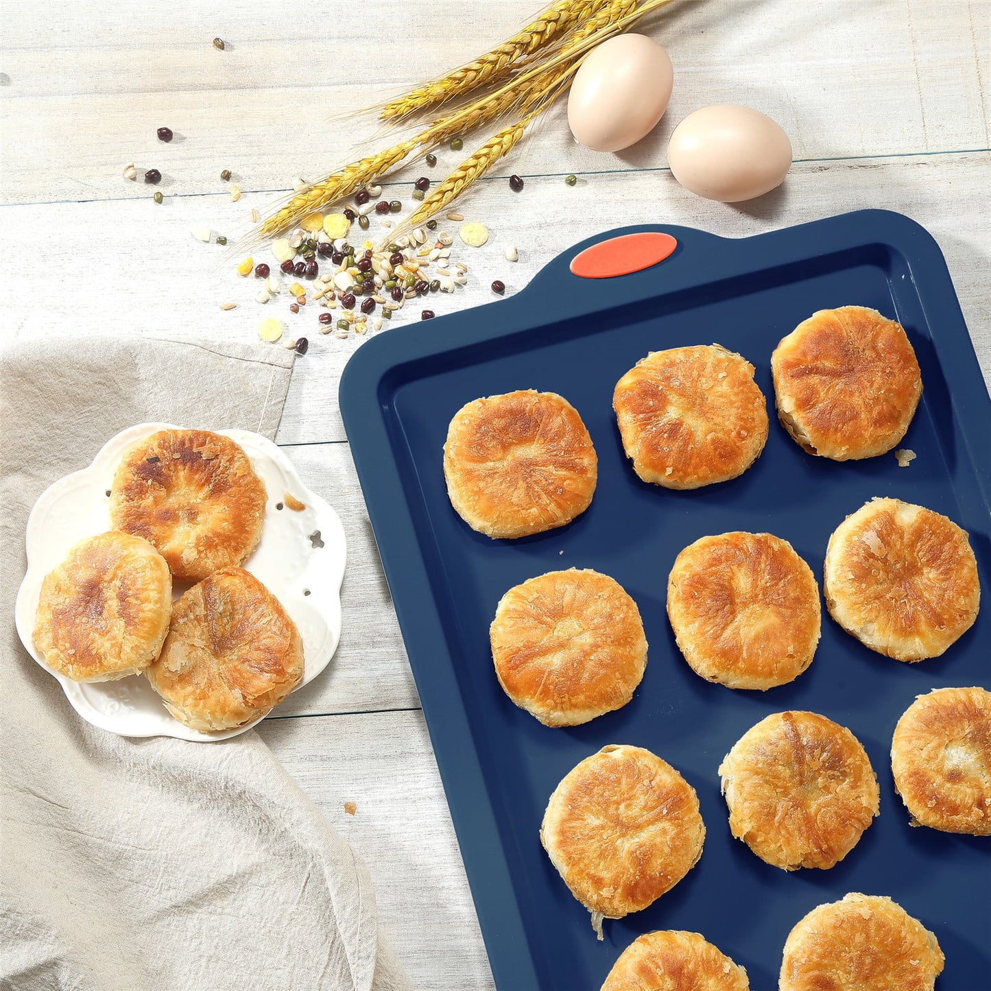 Silicone Baking Pans Set, 4 Pieces Nonstick Bakeware Set with Baking Pans, Baking Sheets, Cookie Sheets, Cake Pan with Metal Reinforced Frame More Strength, Navy Blue